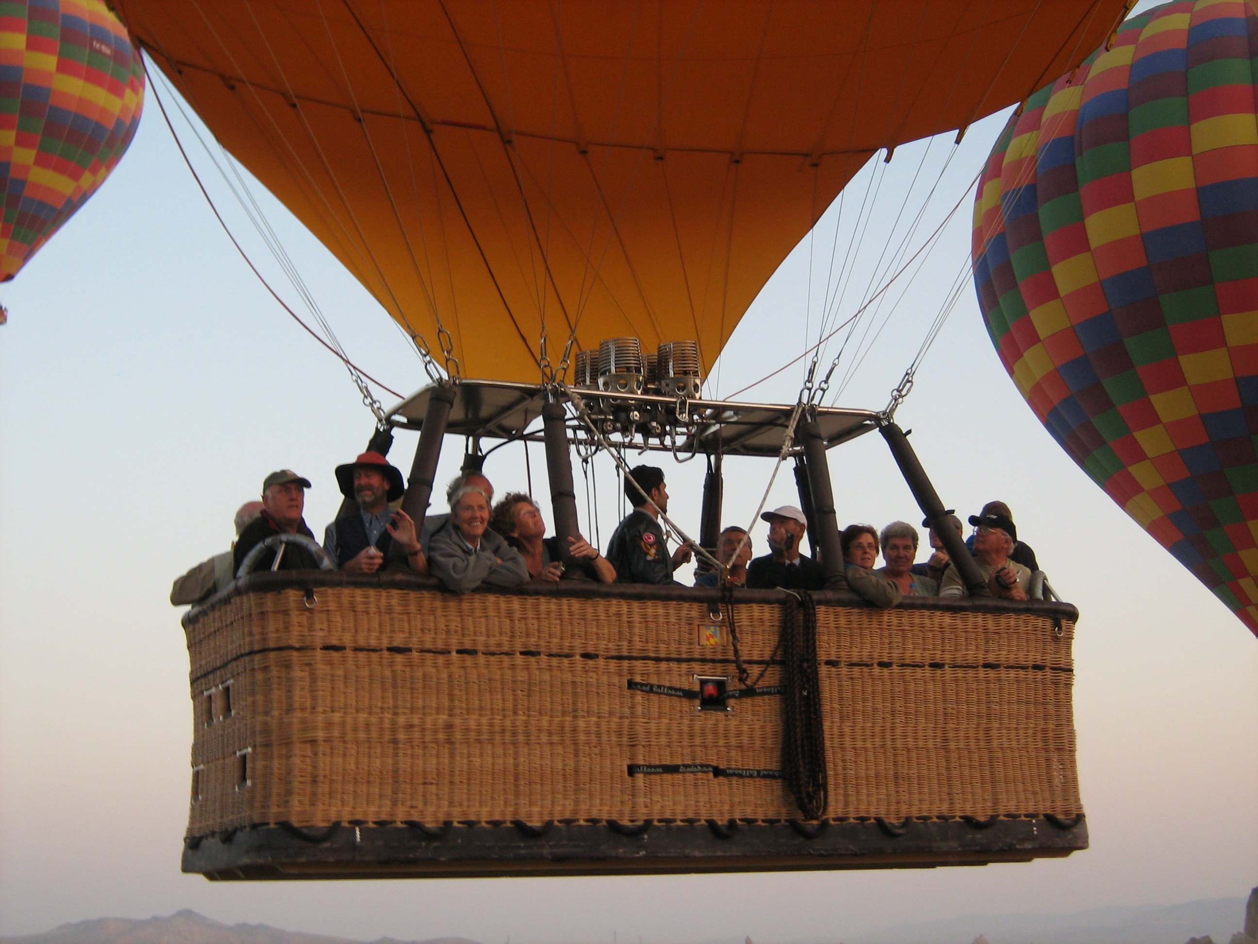 safe fly balloons