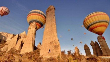 What is the best time to fly a hot air balloon in Cappadocia?
